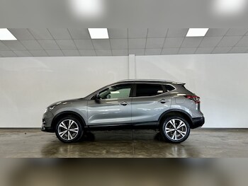Used Nissan Qashqai 2017 for sale - 76672250: Photo