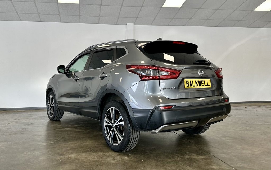 Used Nissan Qashqai 2017 for sale - 76672250: Photo 4