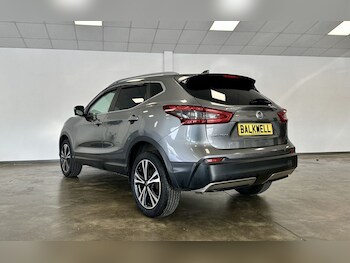 Used Nissan Qashqai 2017 for sale - 76672250: Photo