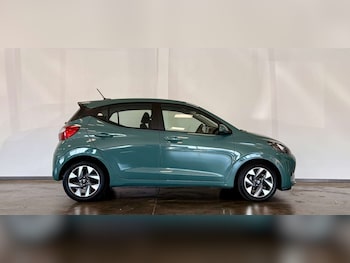 Used Hyundai i10 2024 for sale - 79616805: Photo