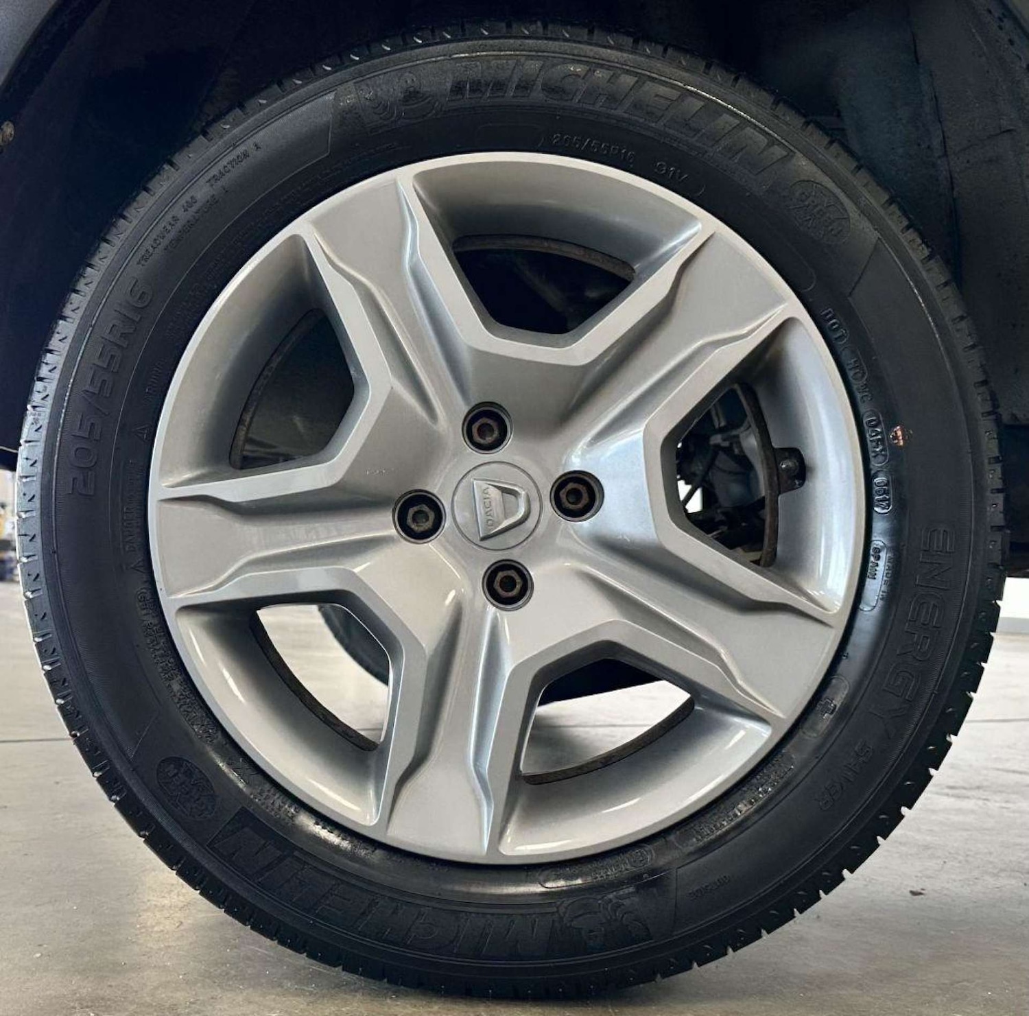 Used Dacia Sandero Stepway 2017 for sale - 77149532: Photo 37