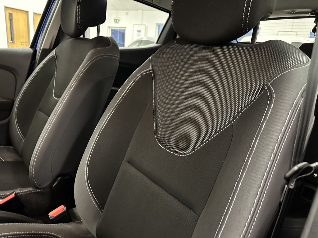 Used Renault Clio 2017 for sale - 76672272: Photo 15