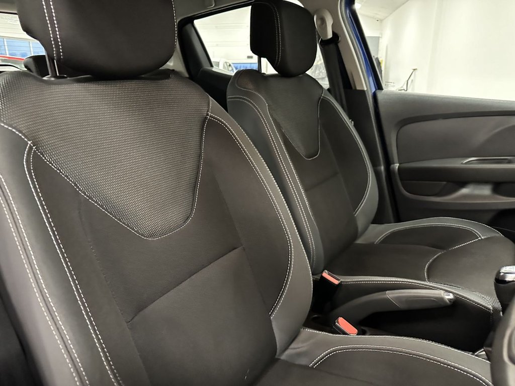 Used Renault Clio 2017 for sale - 76672272: Photo 27