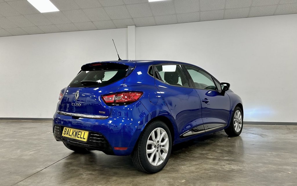 Used Renault Clio 2017 for sale - 76672272: Photo 6