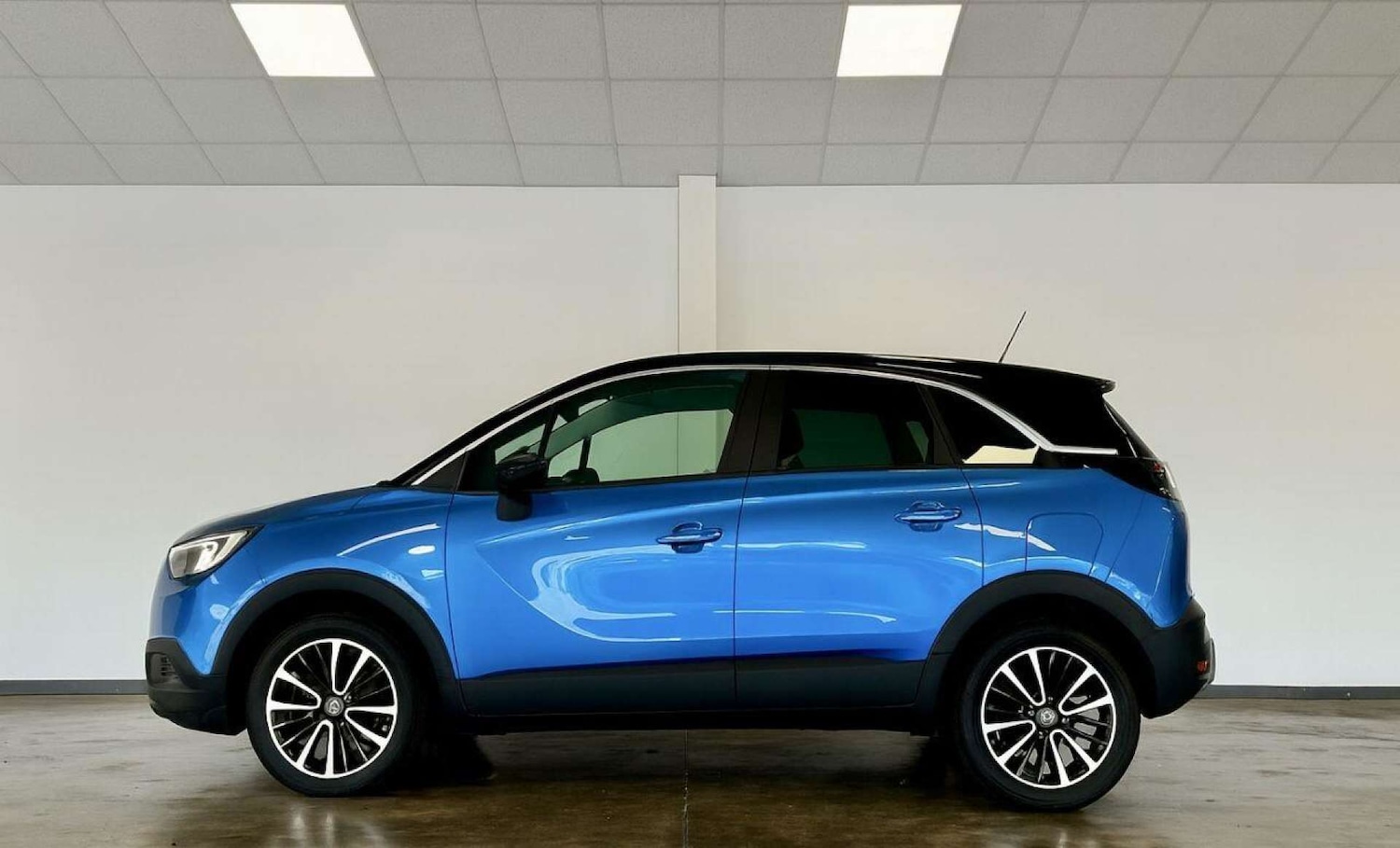 Used Vauxhall Crossland X 2018 for sale - 77149515: Photo 3