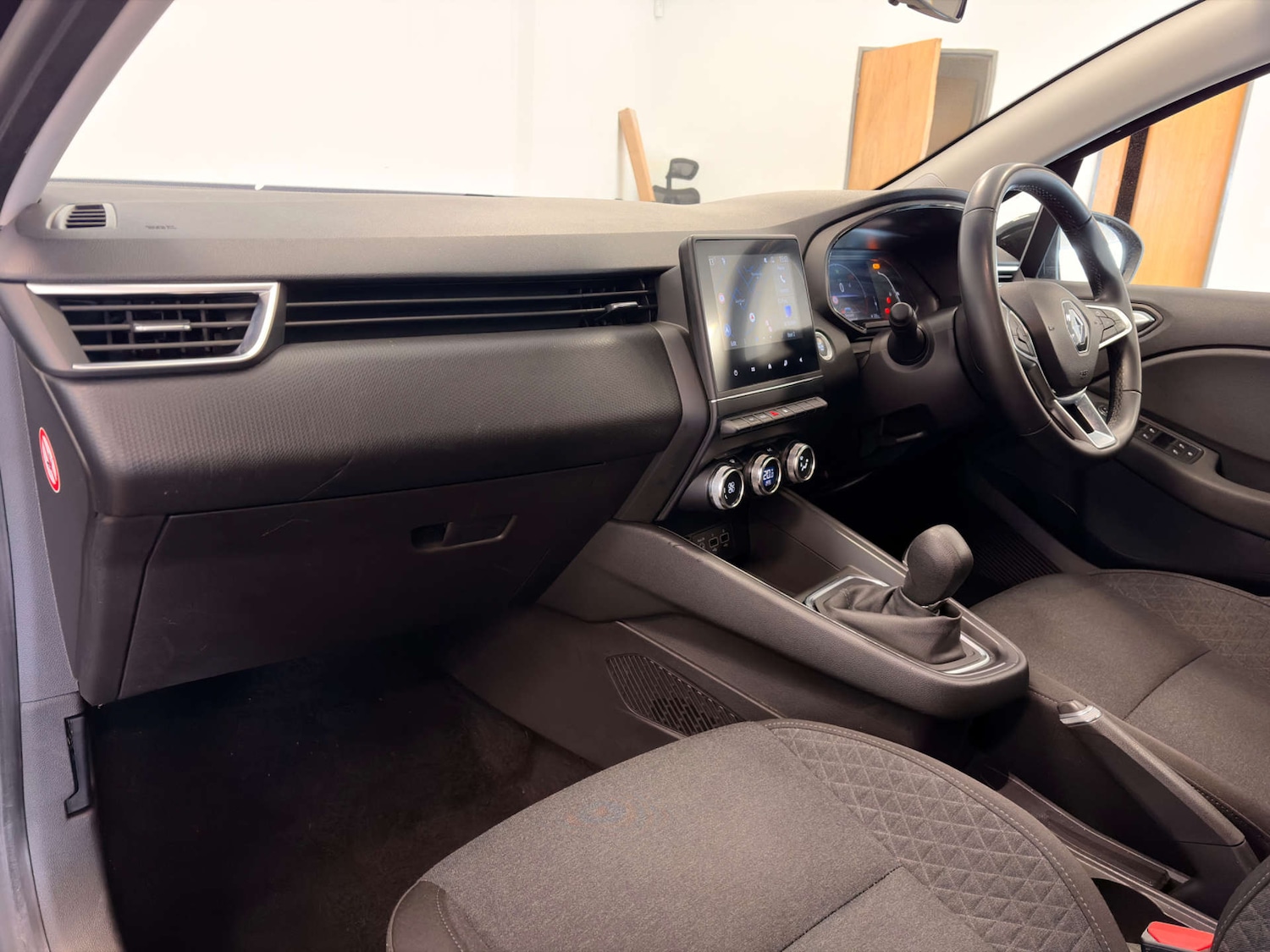 Used Renault Clio 2022 for sale - 77953420: Photo 10