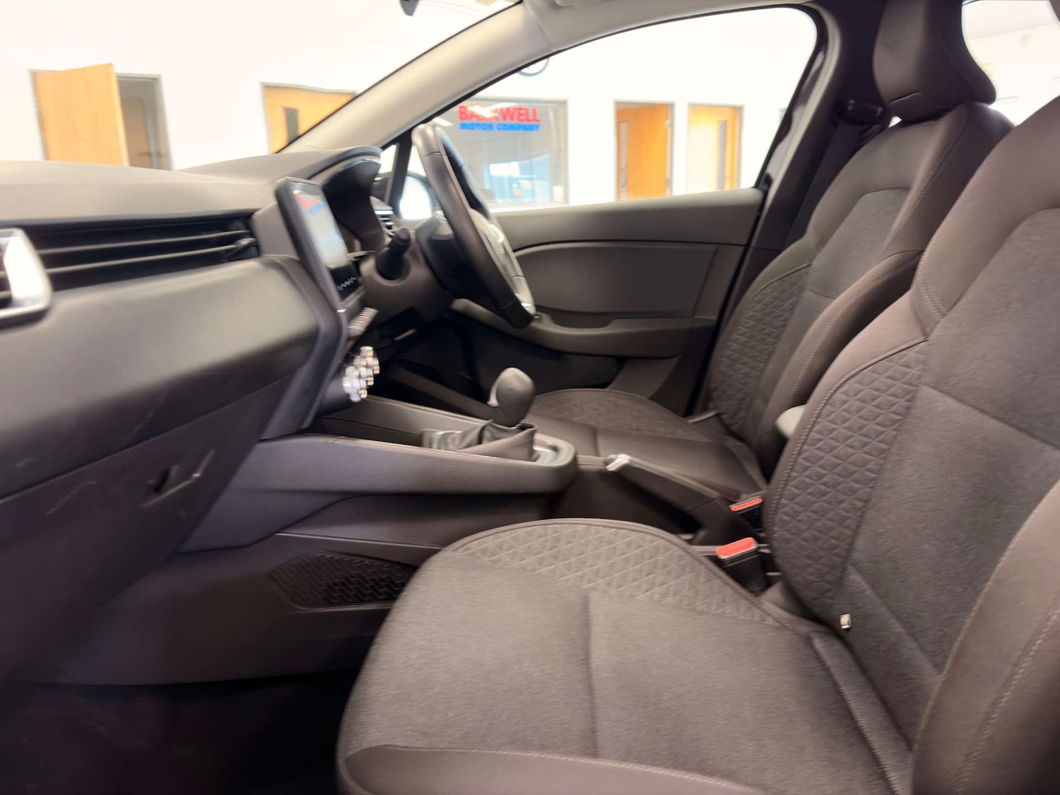 Used Renault Clio 2022 for sale - 77953420: Photo 11