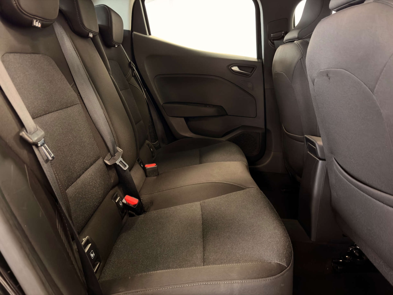 Used Renault Clio 2022 for sale - 77953420: Photo 19