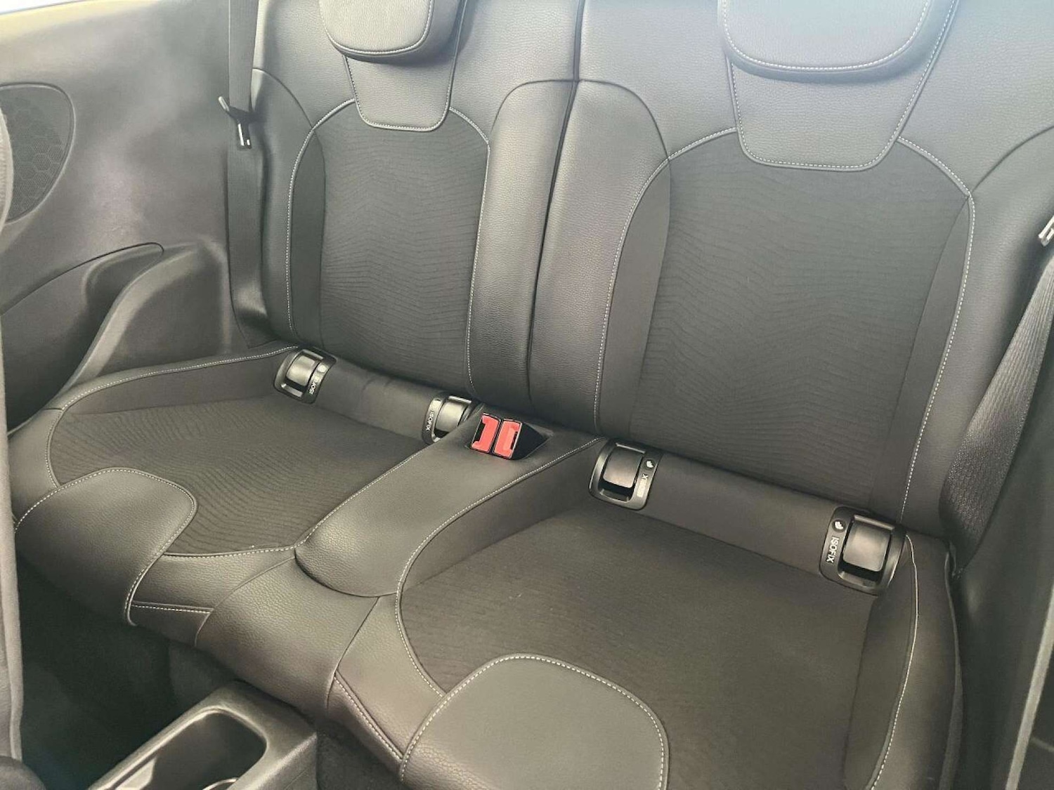 Used Vauxhall ADAM 2018 for sale - 77149508: Photo 16