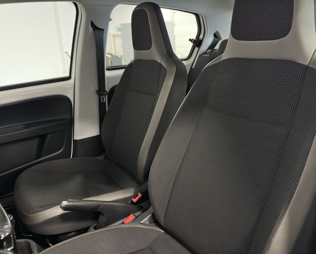 Used Volkswagen up! 2013 for sale - 76672245: Photo 16