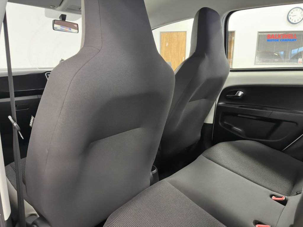 Used Volkswagen up! 2013 for sale - 76672245: Photo 18