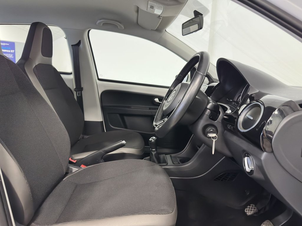 Used Volkswagen up! 2013 for sale - 76672245: Photo 29