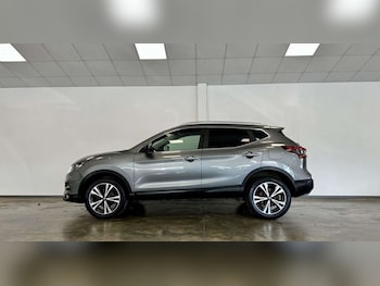 Used Nissan Qashqai 2017 for sale - 77149533: Photo