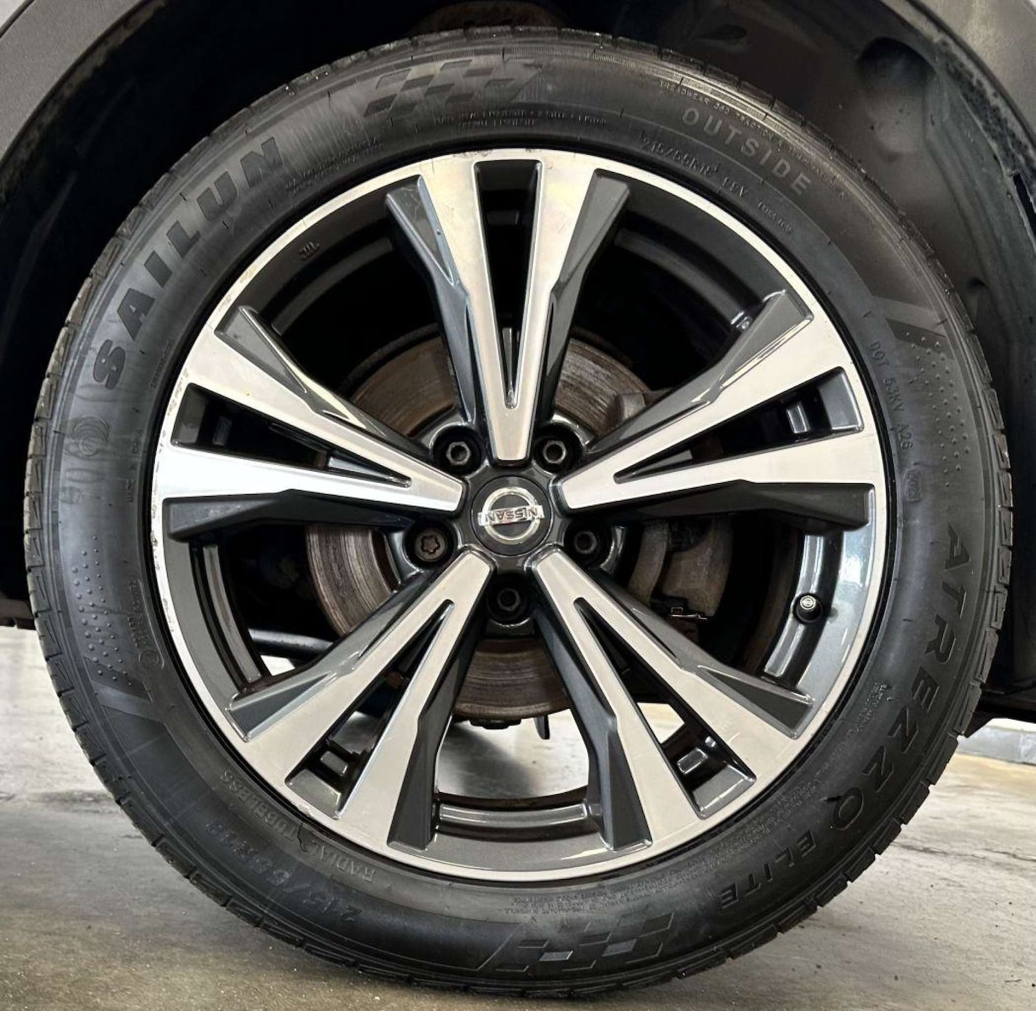 Used Nissan Qashqai 2017 for sale - 77149533: Photo 40