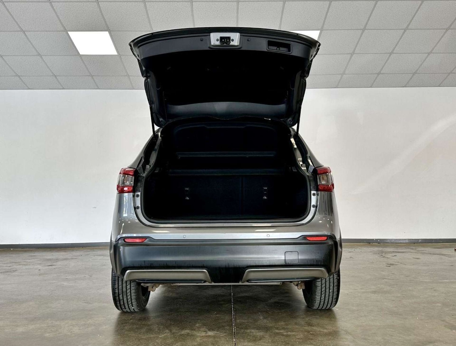 Used Nissan Qashqai 2017 for sale - 77149533: Photo 43