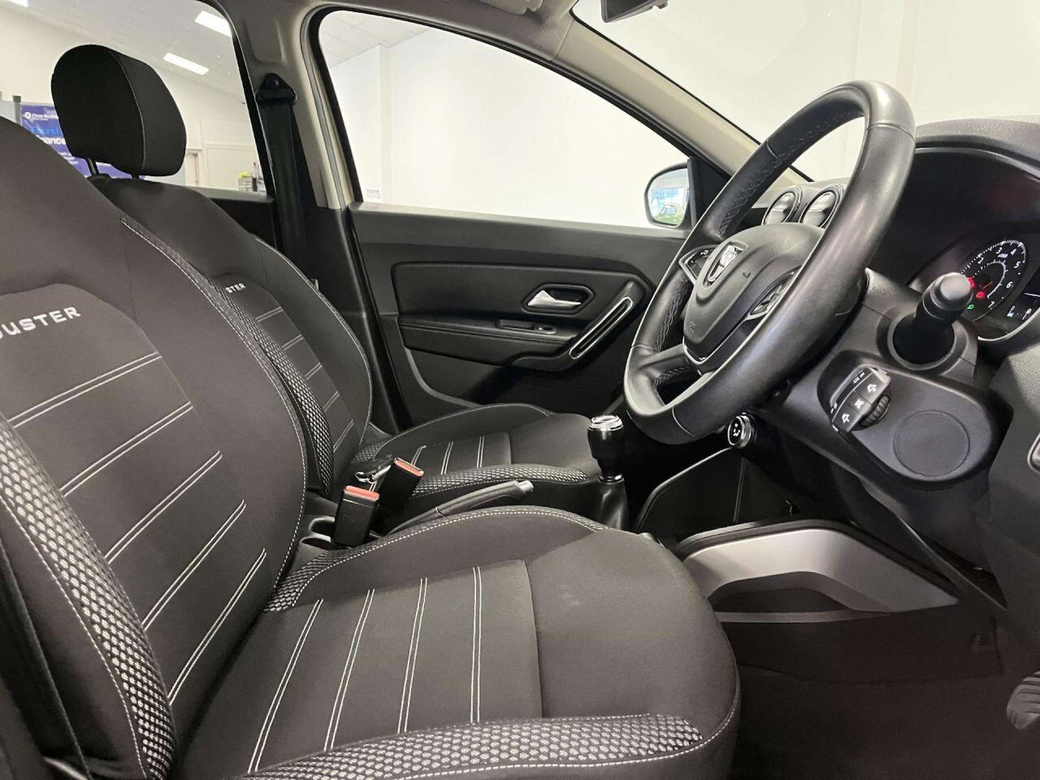 Used Dacia Duster 2018 for sale - 77149521: Photo 28