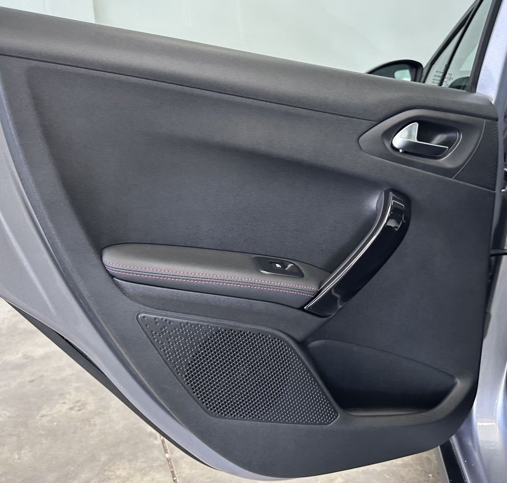 Used Peugeot 2008 2019 for sale - 76672259: Photo 17