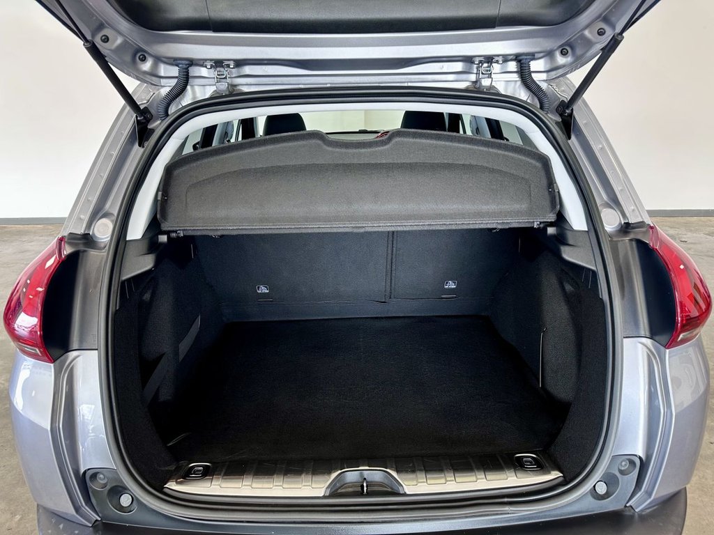 Used Peugeot 2008 2019 for sale - 76672259: Photo 47