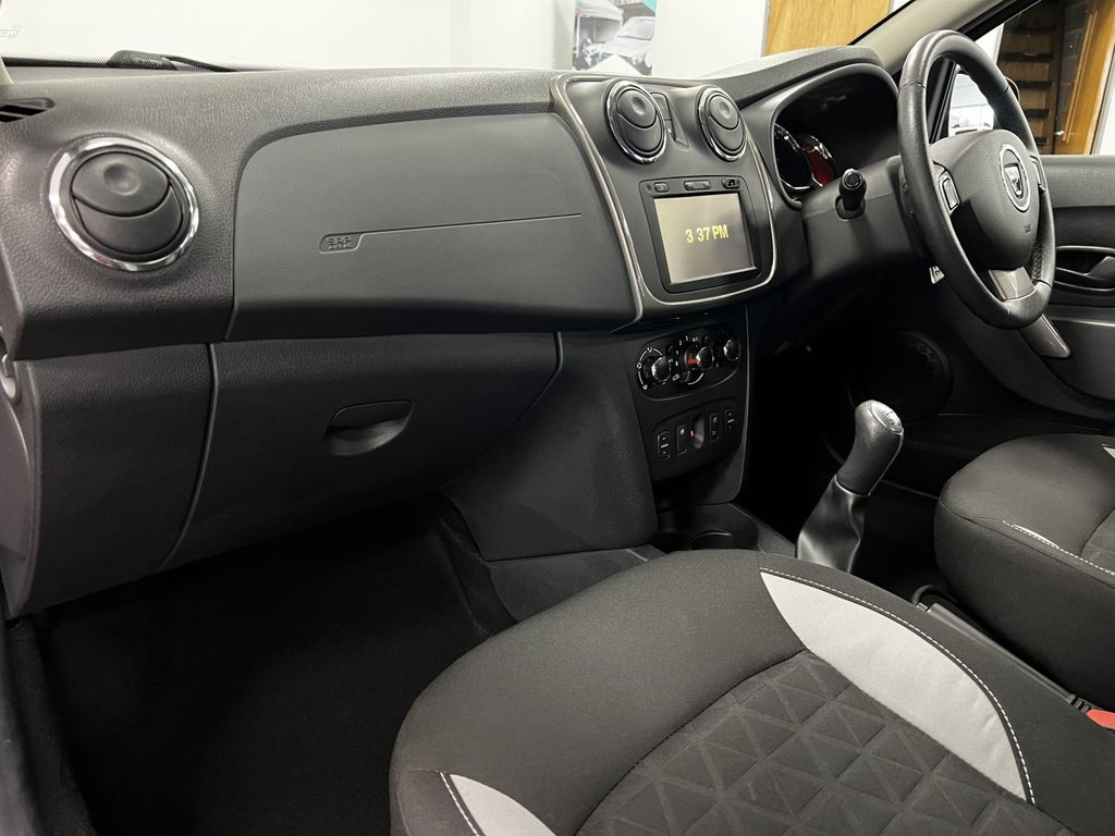 Used Dacia Sandero Stepway 2015 for sale - 76672247: Photo 12