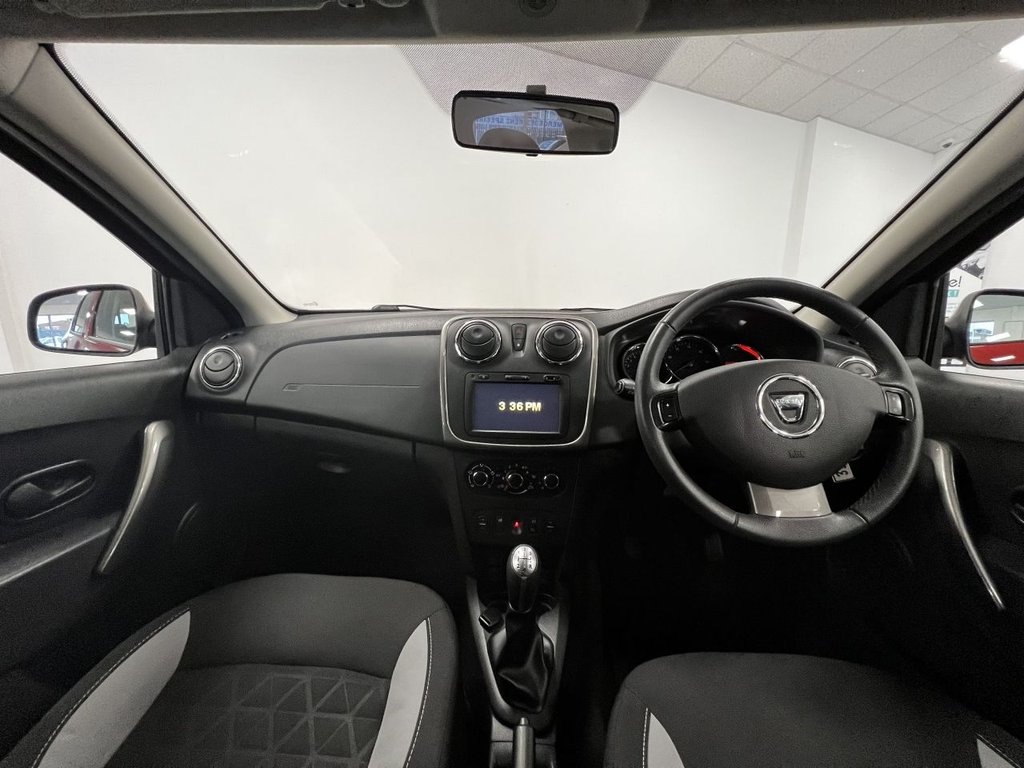 Used Dacia Sandero Stepway 2015 for sale - 76672247: Photo 22