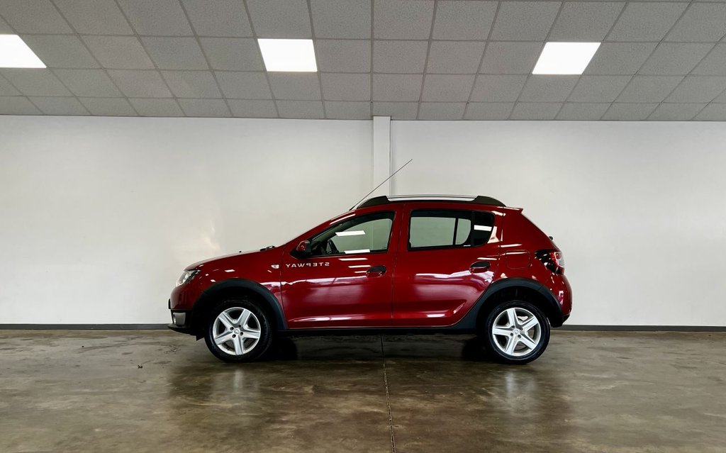 Used Dacia Sandero Stepway 2015 for sale - 76672247: Photo 3
