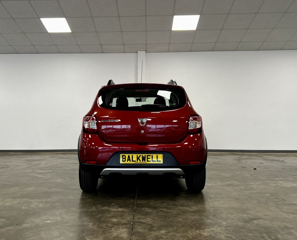 Used Dacia Sandero Stepway 2015 for sale - 76672247: Photo 6