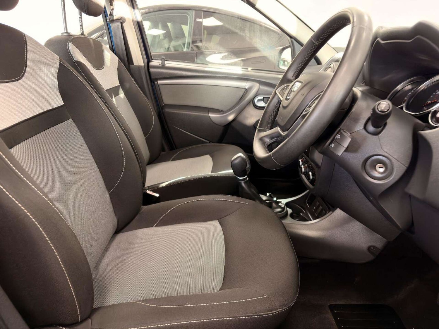 Used Dacia Duster 2018 for sale - 77149502: Photo 24