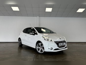 Used Peugeot 208 2014 for sale - 76672253: Photo
