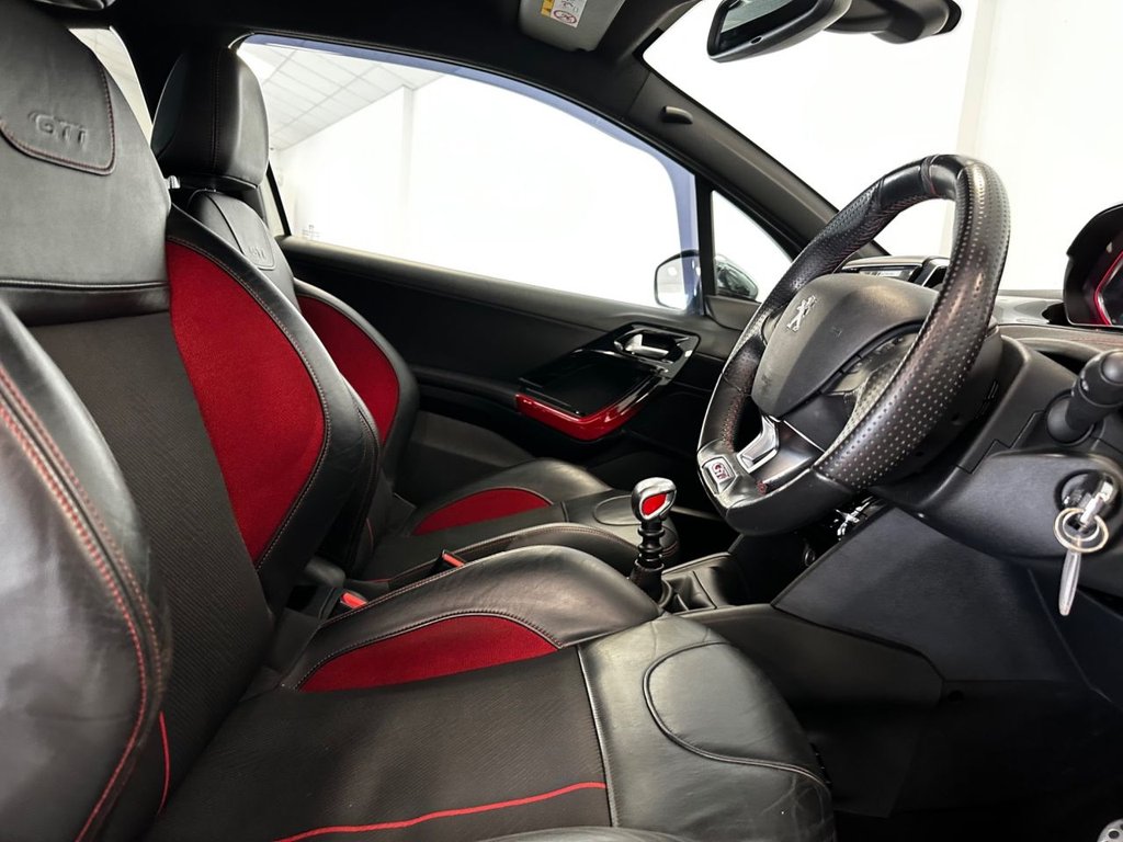 Used Peugeot 208 2014 for sale - 76672253: Photo 22