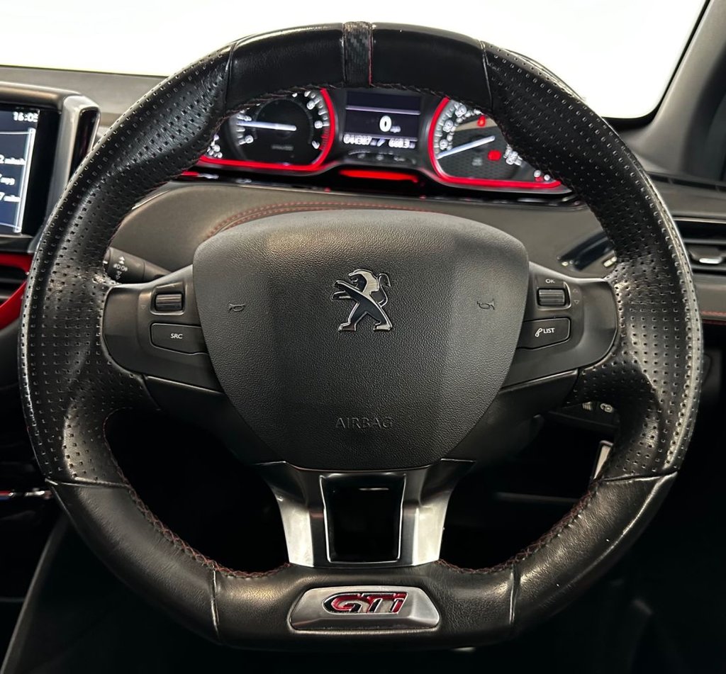 Used Peugeot 208 2014 for sale - 76672253: Photo 27