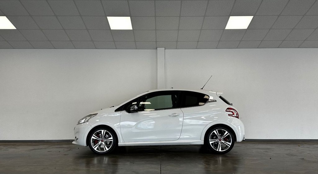 Used Peugeot 208 2014 for sale - 76672253: Photo 3