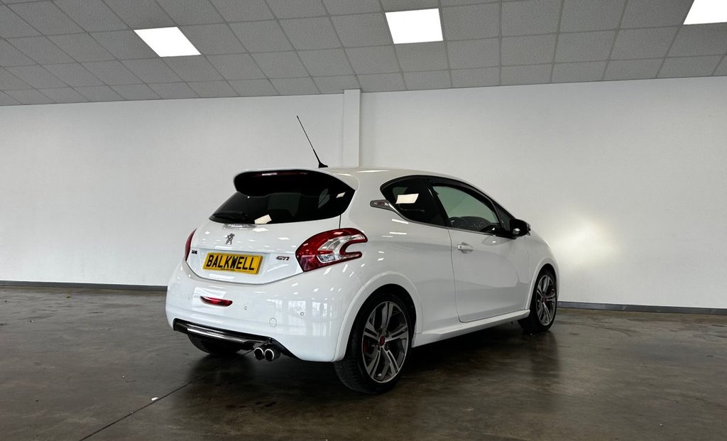 Used Peugeot 208 2014 for sale - 76672253: Photo 7