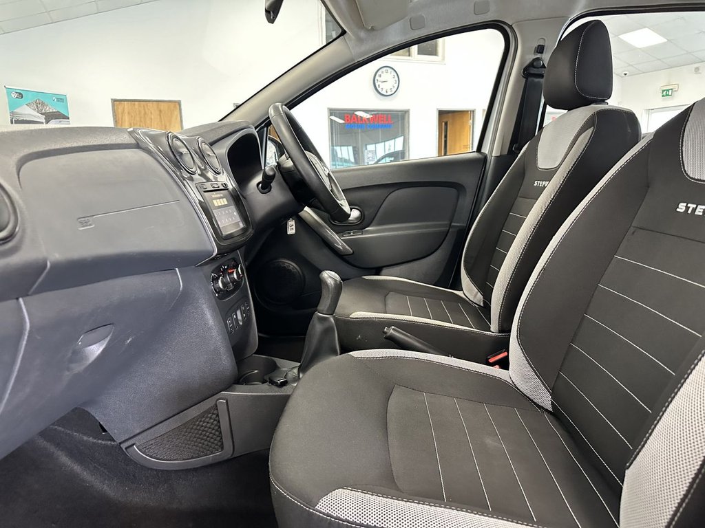 Used Dacia Sandero Stepway 2021 for sale - 76672261: Photo 15
