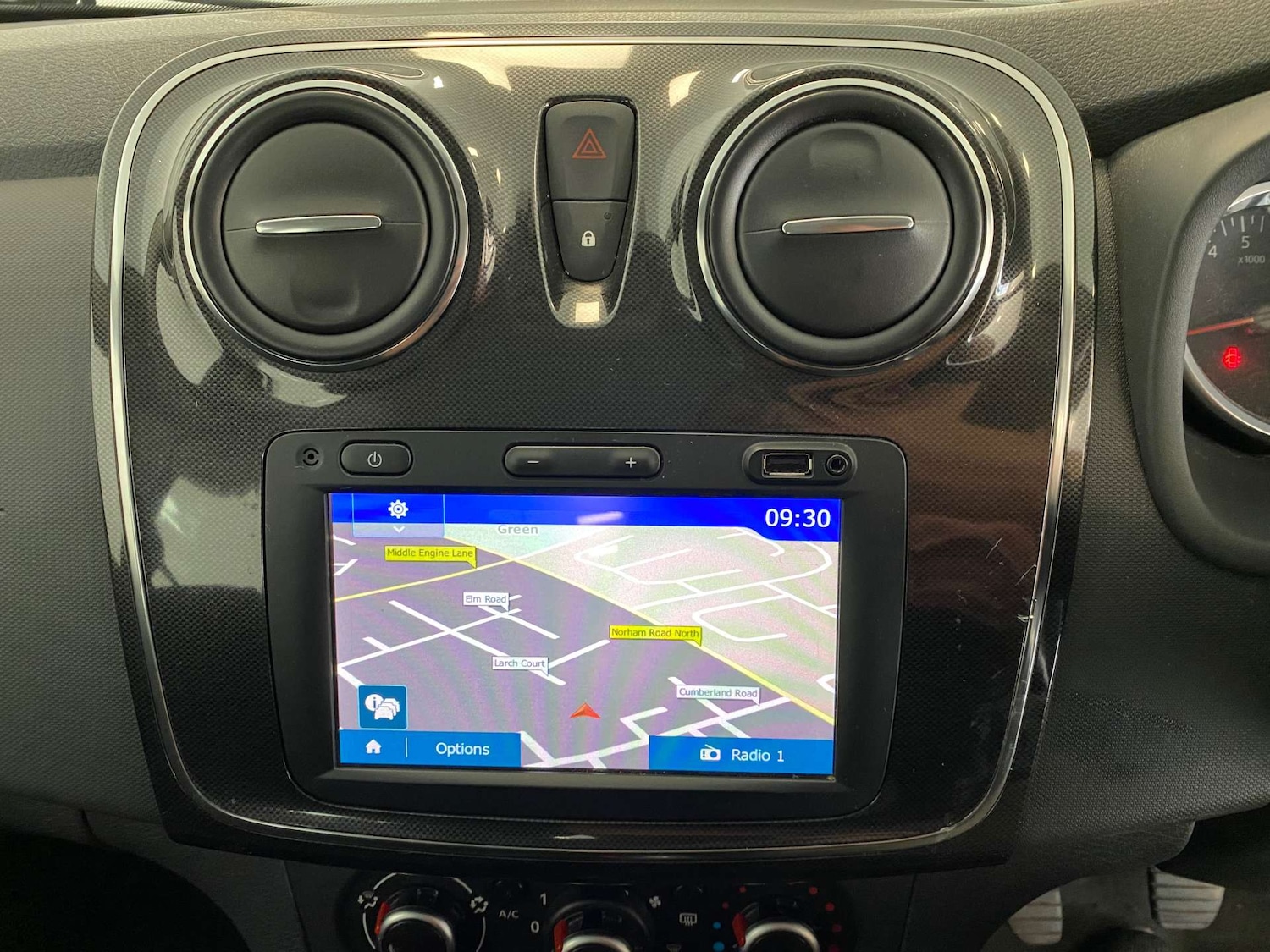 Used Dacia Sandero Stepway 2021 for sale - 77149524: Photo 34