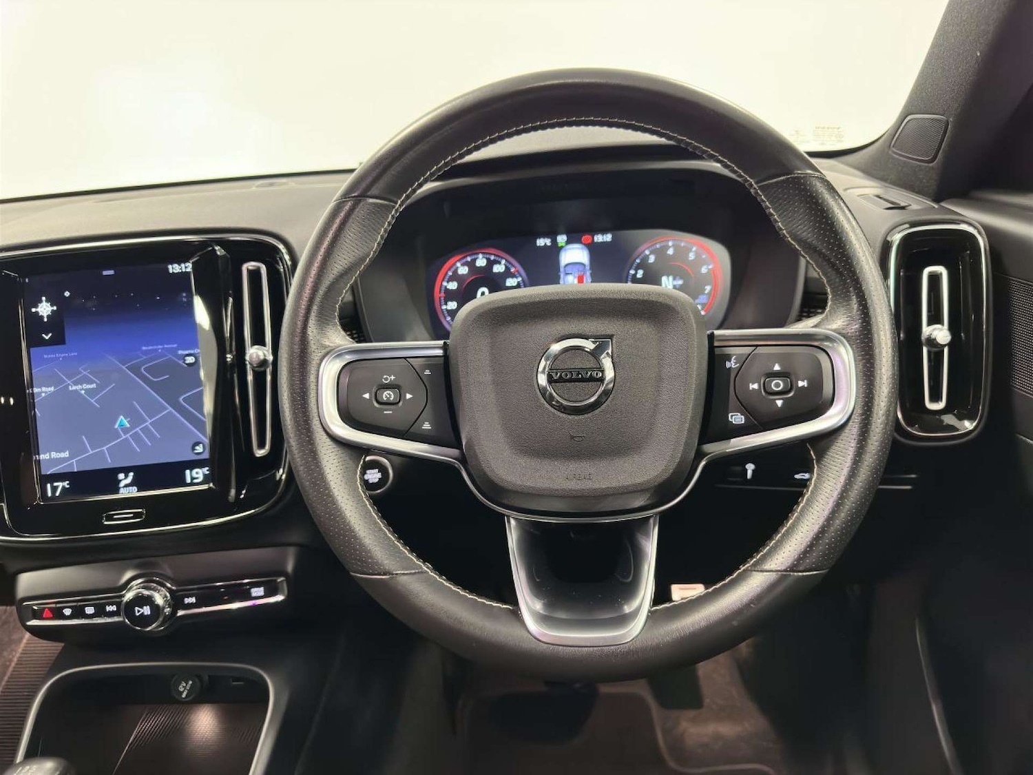 Used Volvo XC40 2021 for sale - 77149506: Photo 31