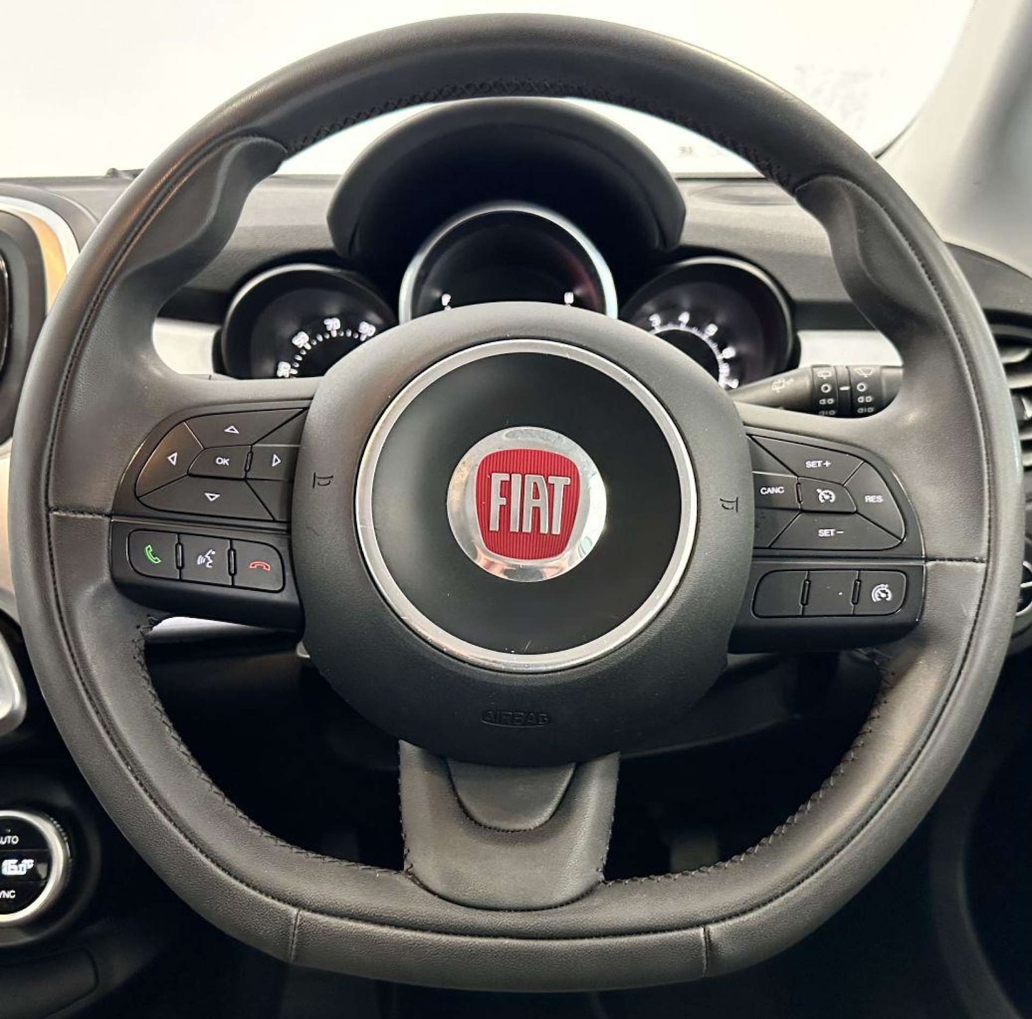 Used Fiat 500X 2015 for sale - 77149528: Photo 33