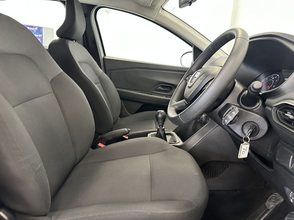 Used Dacia Sandero 2022 for sale - 76672263: Photo 30