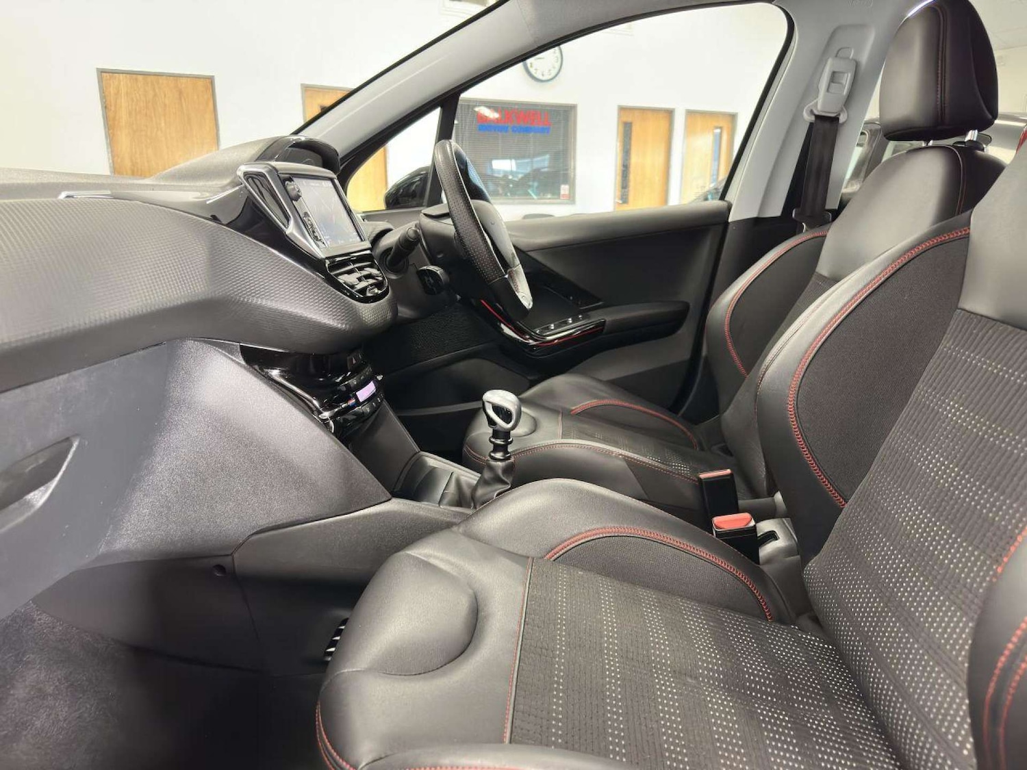 Used Peugeot 208 2019 for sale - 77149523: Photo 13