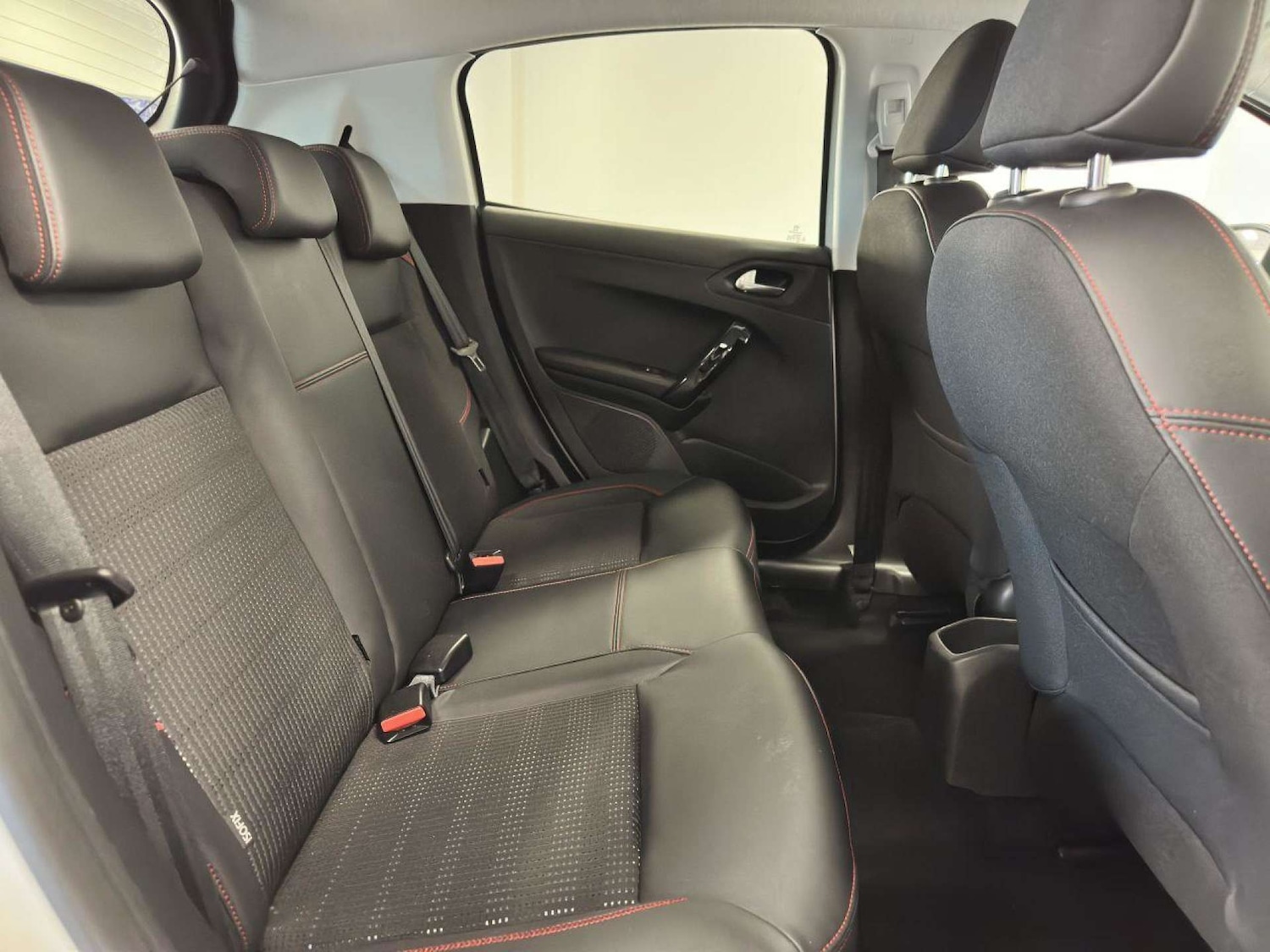 Used Peugeot 208 2019 for sale - 77149523: Photo 23