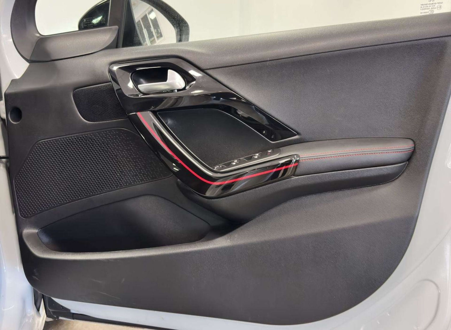 Used Peugeot 208 2019 for sale - 77149523: Photo 30