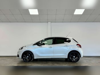 Used Peugeot 208 2019 for sale - 77149523: Photo