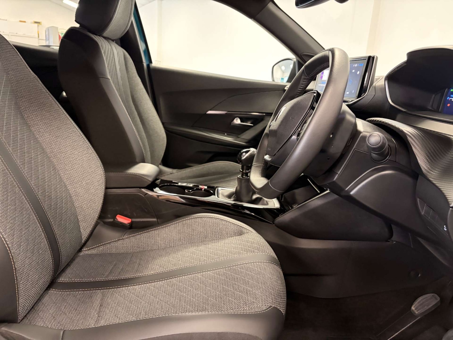 Used Peugeot 2008 2025 for sale - 78039577: Photo 27