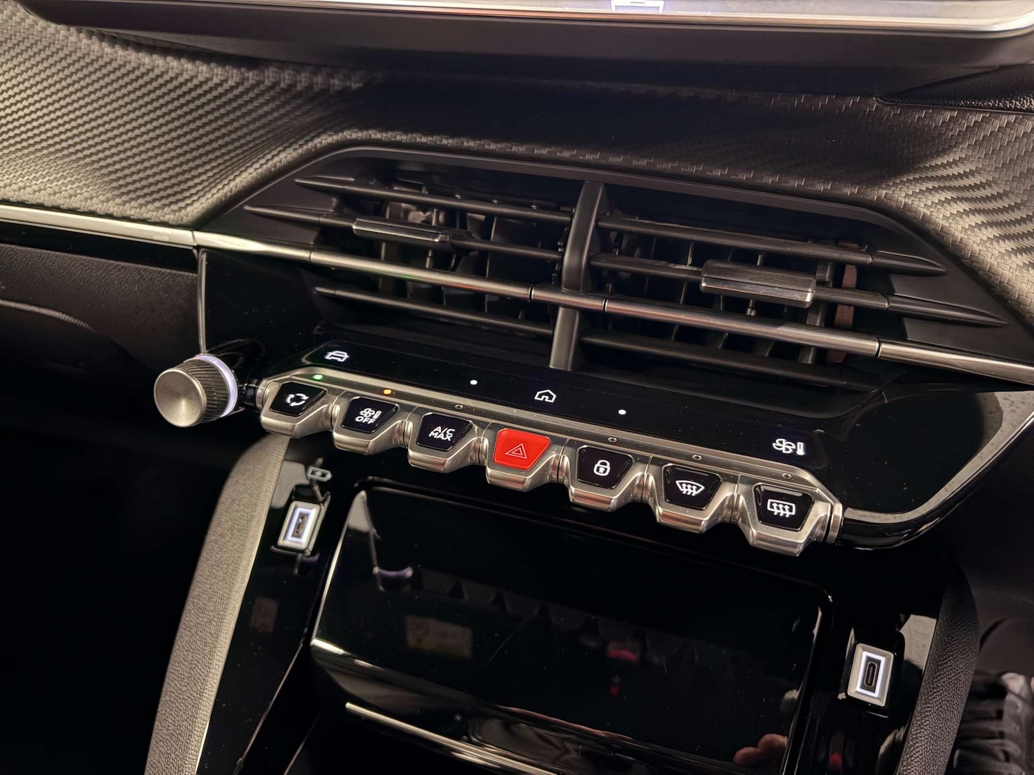 Used Peugeot 2008 2025 for sale - 78039577: Photo 34