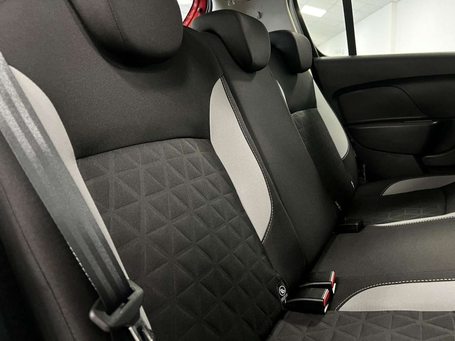 Used Dacia Sandero Stepway 2015 for sale - 77149534: Photo 23