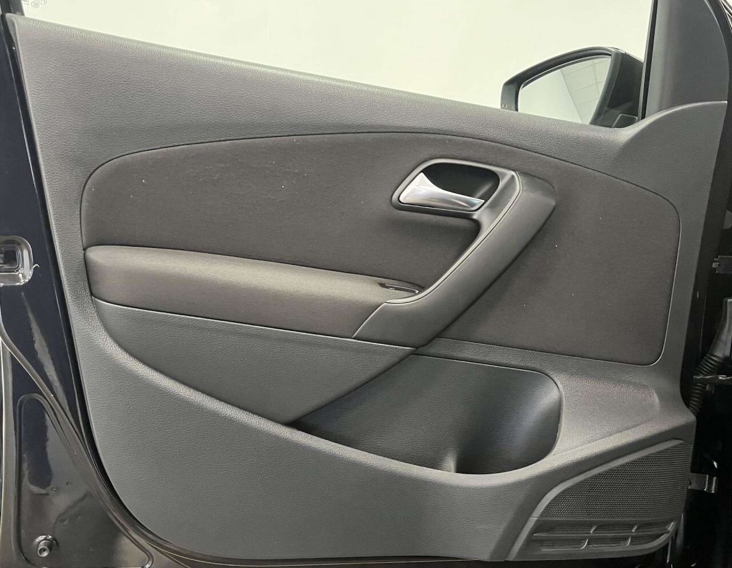 Used Volkswagen Polo 2010 for sale - 77149507: Photo 11