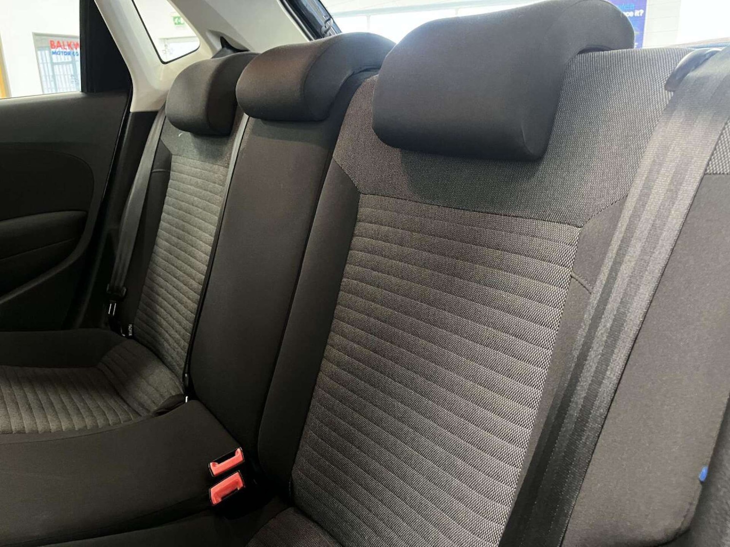 Used Volkswagen Polo 2010 for sale - 77149507: Photo 21