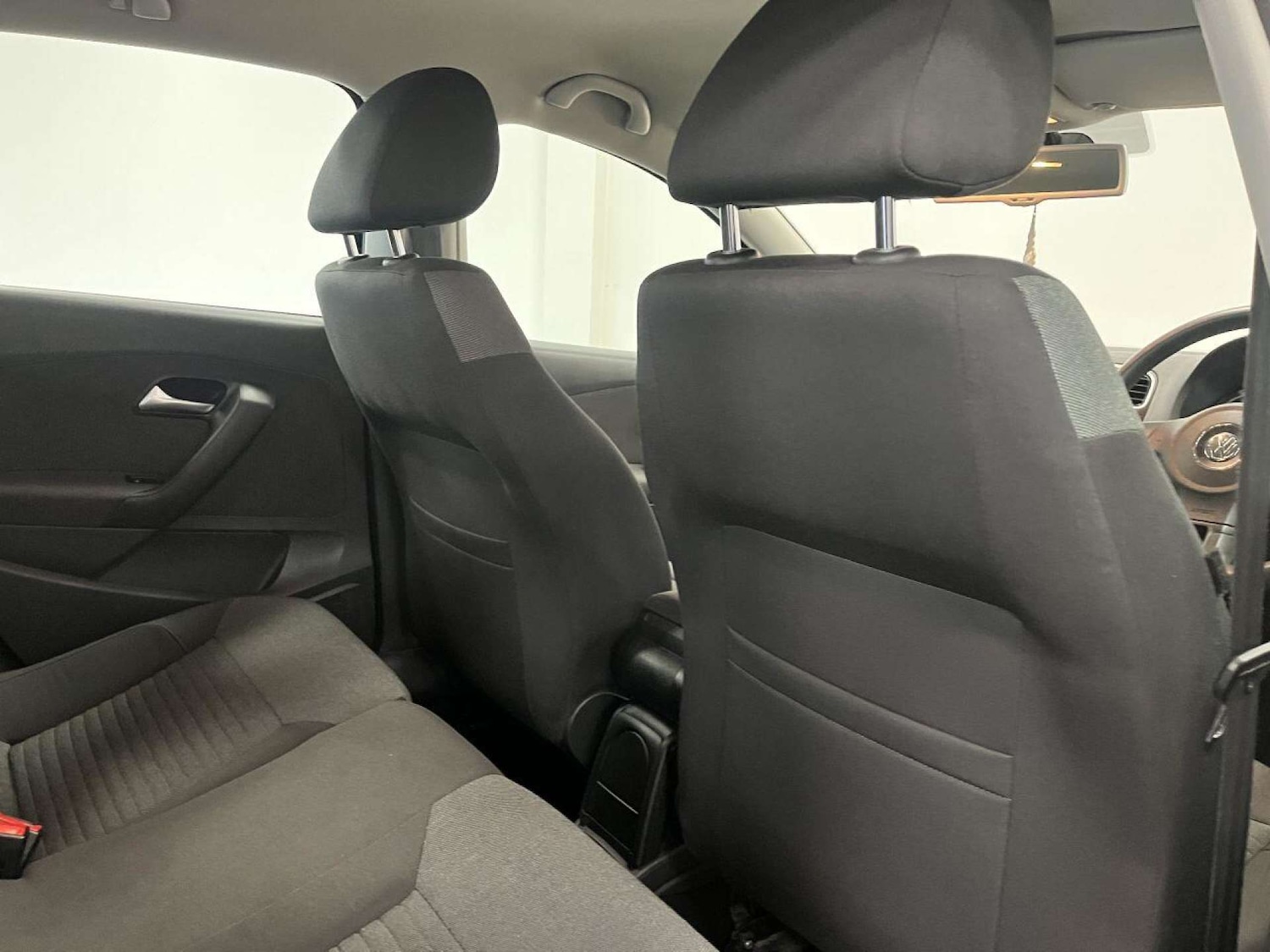 Used Volkswagen Polo 2010 for sale - 77149507: Photo 27