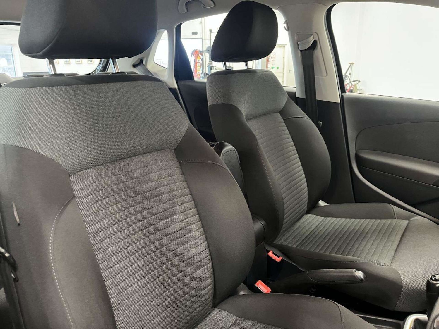 Used Volkswagen Polo 2010 for sale - 77149507: Photo 29