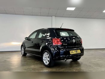 Used Volkswagen Polo 2010 for sale - 77149507: Photo