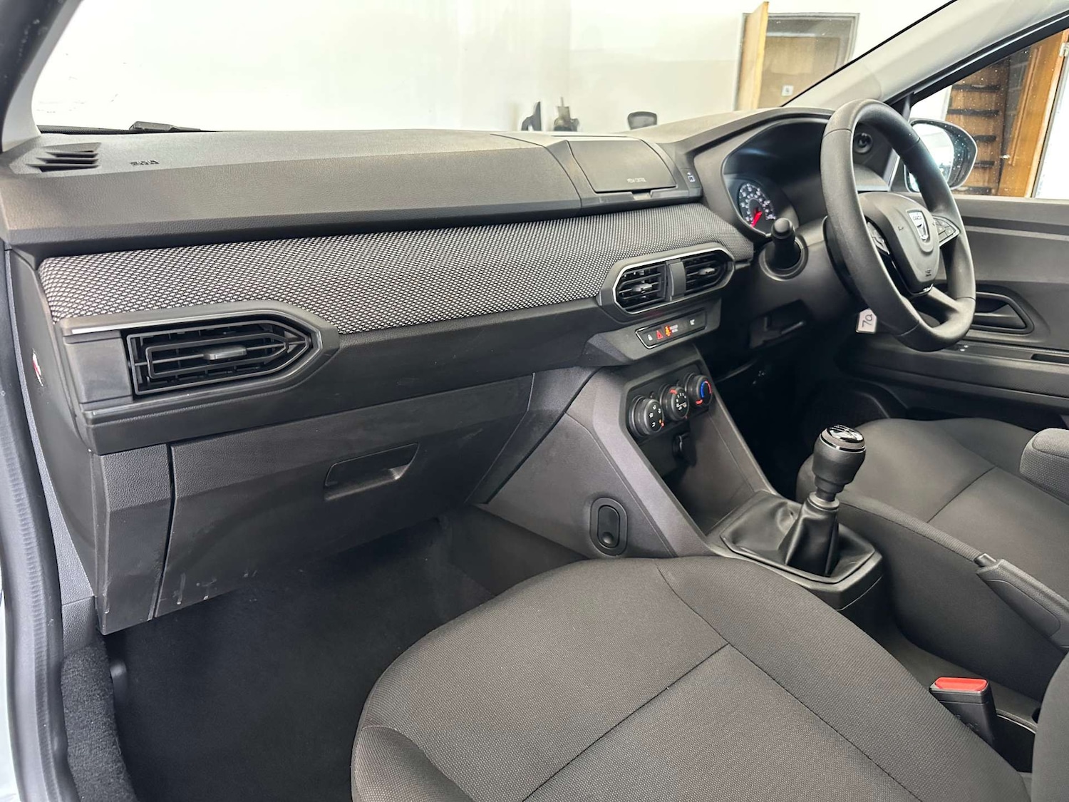 Used Dacia Sandero 2022 for sale - 77149522: Photo 12